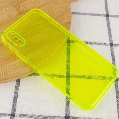 Матовый полупрозрачный TPU чехол с защитой камеры для Apple iPhone X / XS (5.8") (Зеленый / Light Green)