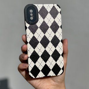 Чехол для iPhone X / XS Rubbed Print Silicone Rhombs