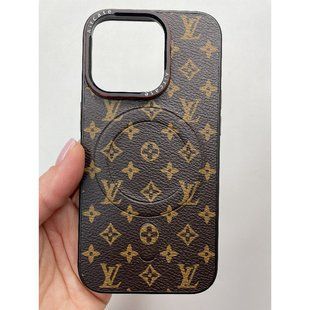 Чохол для Iphone 13 Magsafe LV