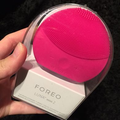 Электронная щетка для чистки лица Foreo Luna mini 2- массажёр Форео
